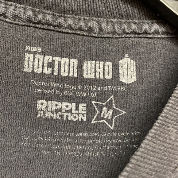 2012 Doctor Who Mens Shirt Size Medium - Picture 3 of 3